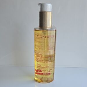 Clarins Cleansing Oil